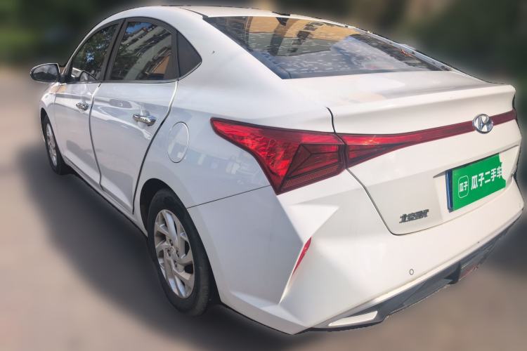 Used Hyundai Verna (new generation) 2020 1.4L Manual GLS Cool Edition Rear Left 45 Deg