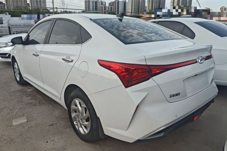 Used Hyundai Verna (new generation) 2020 1.4L CVT GLS Cool Edition Rear Left 45 Deg