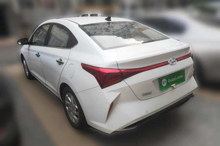 Used Hyundai Verna (new generation) 2020 1.4L Manual GLS Cool Edition Rear Left 45 Deg