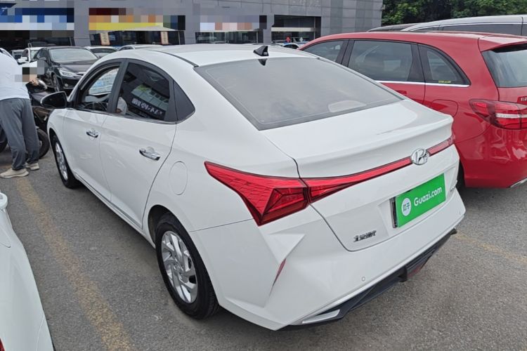 Used Hyundai Verna (new generation) 2020 1.4L CVT GLS Cool Edition Rear Left 45 Deg