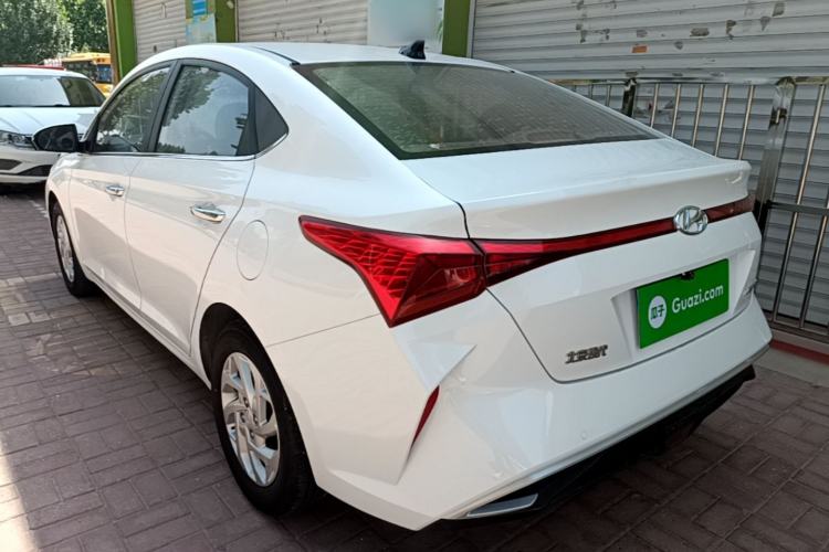 Used Hyundai Verna (new generation) 2020 1.4L CVT GLS Cool Edition Rear Left 45 Deg