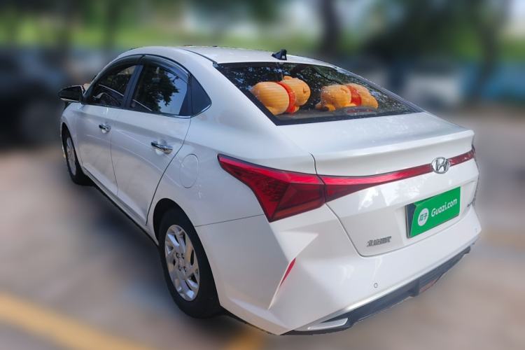 Used Hyundai Verna (new generation) 2020 1.4L CVT GLS Cool Edition Rear Left 45 Deg