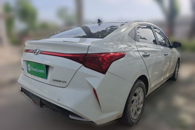 Used Hyundai Verna (new generation) 2020 1.4L CVT GLS Cool Edition Rear Right 45 Deg