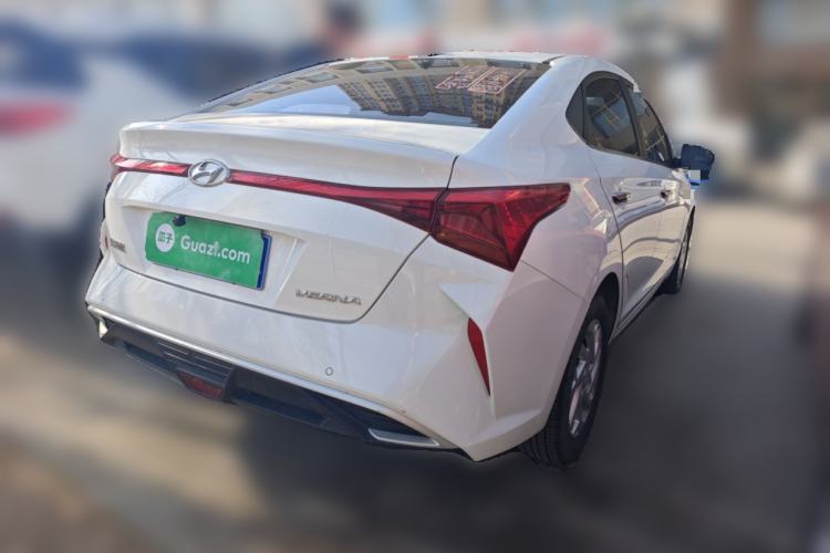 Used Hyundai Verna (new generation) 2020 1.4L CVT GLS Cool Edition Rear Right 45 Deg