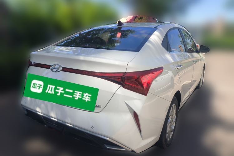 Used Hyundai Verna (new generation) 2020 1.4L Manual GLS Cool Edition Rear Right 45 Deg