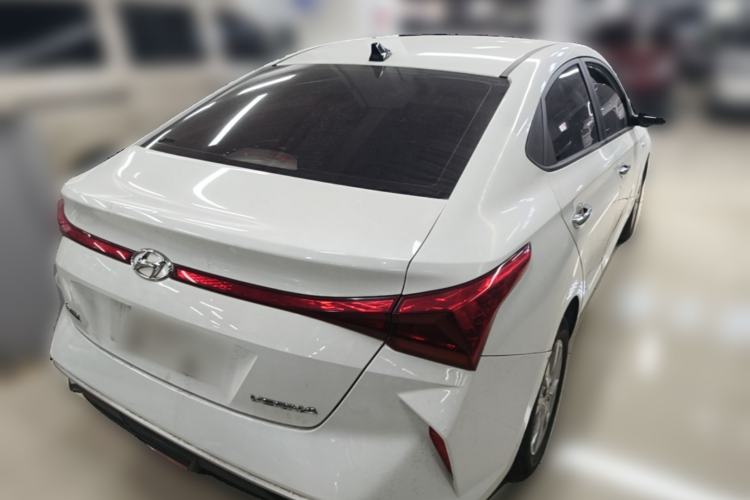 Used Hyundai Verna (new generation) 2020 1.4L Manual GS Youth Edition Rear Right 45 Deg