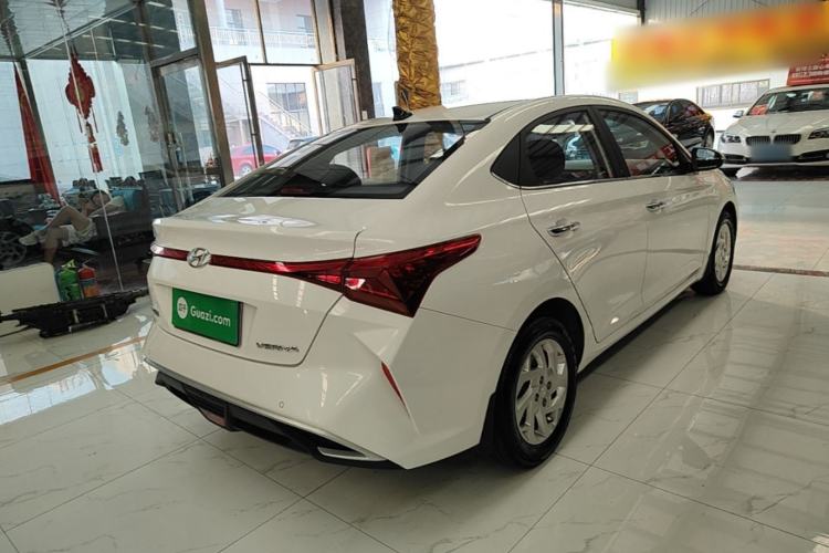 Used Hyundai Verna (new generation) 2020 1.4L Manual GLS Cool Edition Rear Right 45 Deg