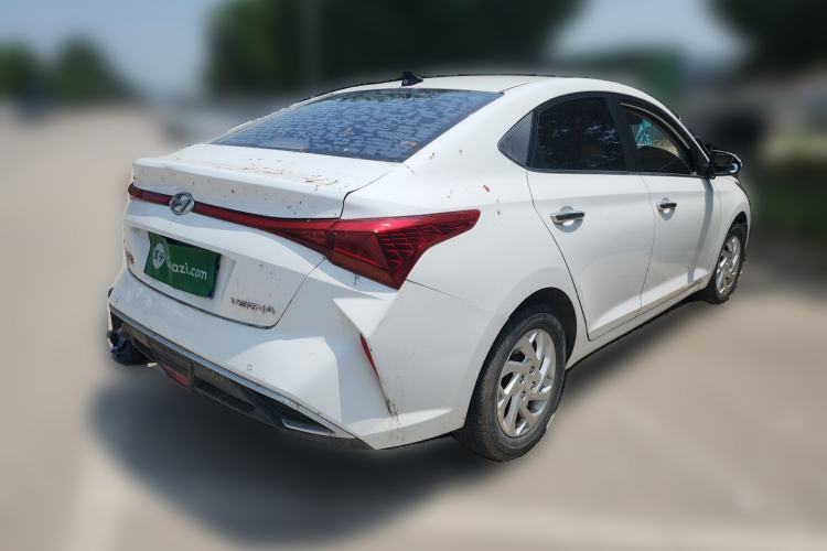 Used Hyundai Verna (new generation) 2020 1.4L CVT GLS Cool Edition Rear Right 45 Deg