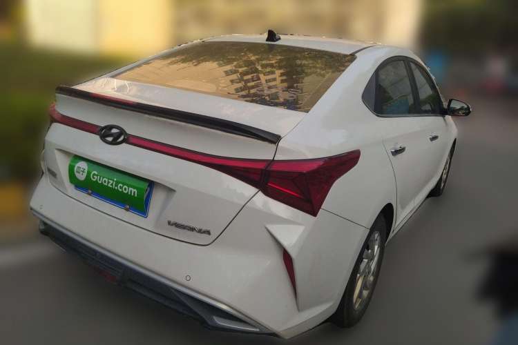 Used Hyundai Verna (new generation) 2020 1.4L Manual GLS Cool Edition Rear Right 45 Deg