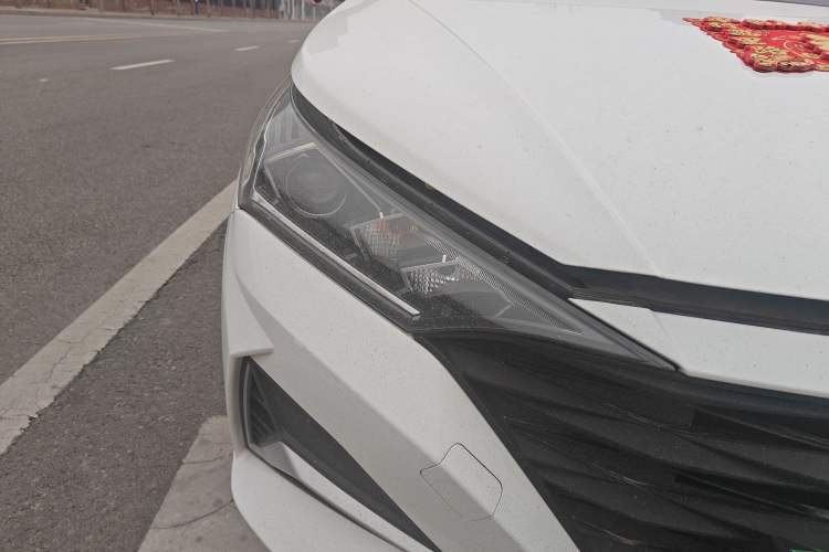 Used Hyundai Verna (new generation) 2020 1.4L CVT GLS Cool Edition Right Front Headlight