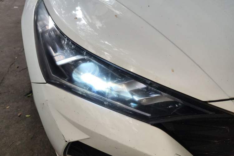 Used Hyundai Verna (new generation) 2020 1.4L CVT GLS Cool Edition Right Front Headlight
