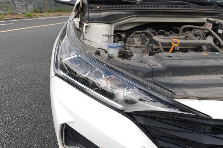 Used Hyundai Verna (new generation) 2020 1.4L CVT GLS Cool Edition Right Front Headlight