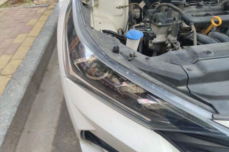 Used Hyundai Verna (new generation) 2020 1.4L Manual GLS Cool Edition Right Front Headlight