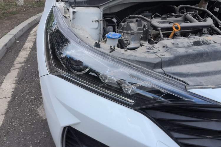 Used Hyundai Verna (new generation) 2020 1.4L CVT GLS Cool Edition Right Front Headlight