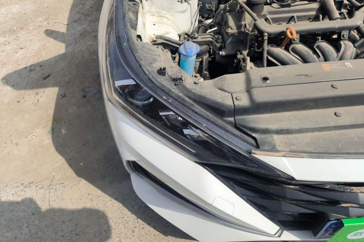 Used Hyundai Verna (new generation) 2020 1.4L Manual GLS Cool Edition Right Front Headlight