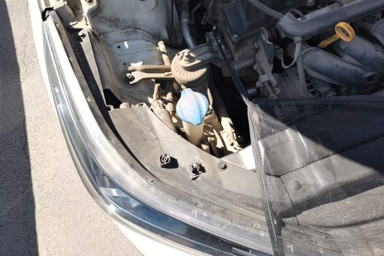 Used Hyundai Verna (new generation) 2020 1.4L Manual GLS Cool Edition Right Front Headlight