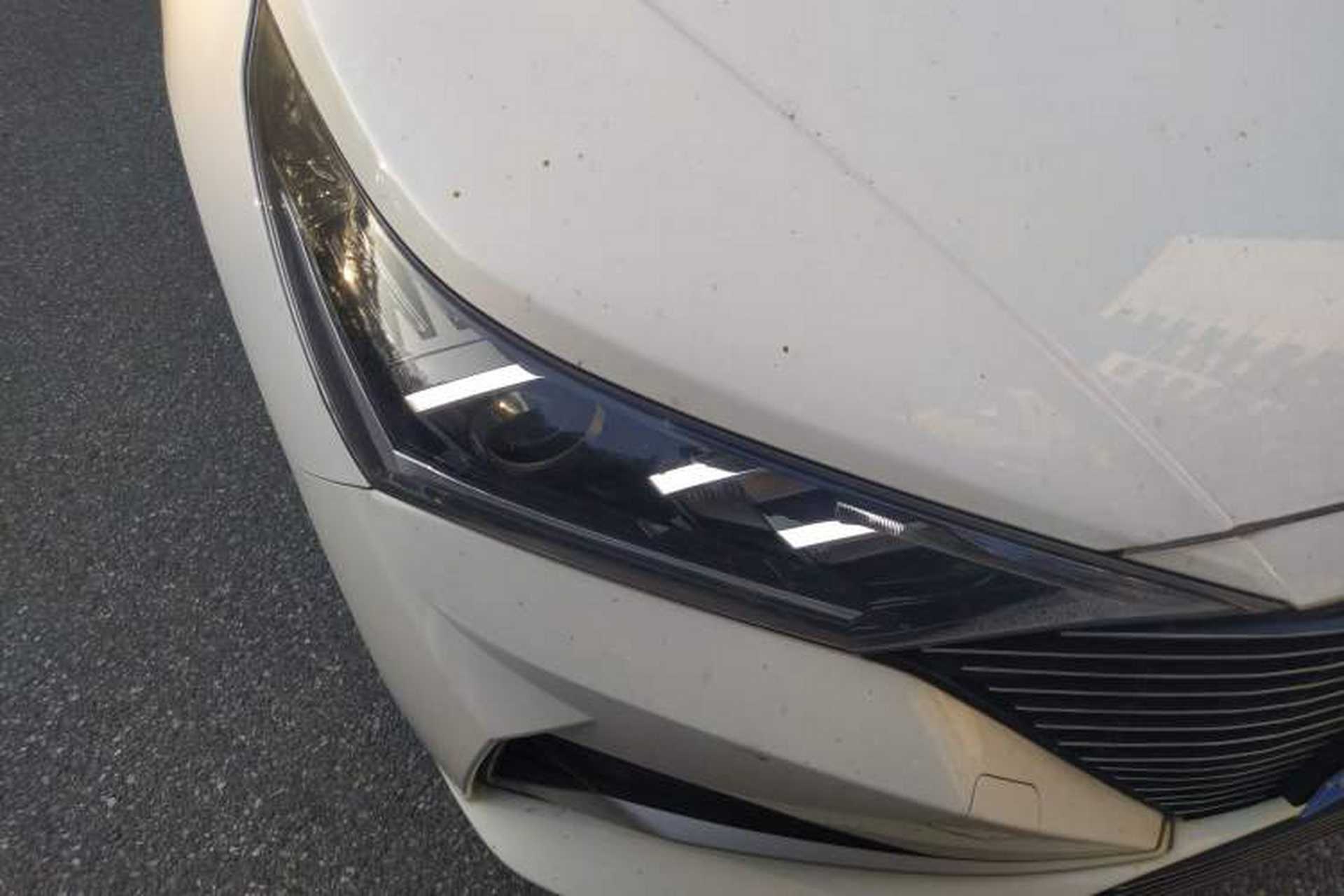 Used Hyundai Verna (new generation) 2020 1.4L Manual GLS Cool Edition Right Front Headlight