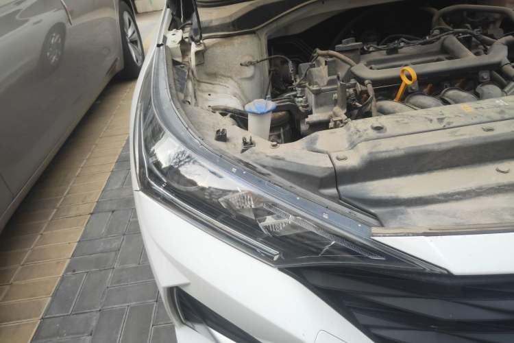 Used Hyundai Verna (new generation) 2020 1.4L Manual GLS Cool Edition Right Front Headlight