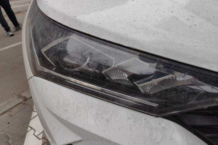 Used Hyundai Verna (new generation) 2020 1.4L Manual GLS Cool Edition Right Front Headlight
