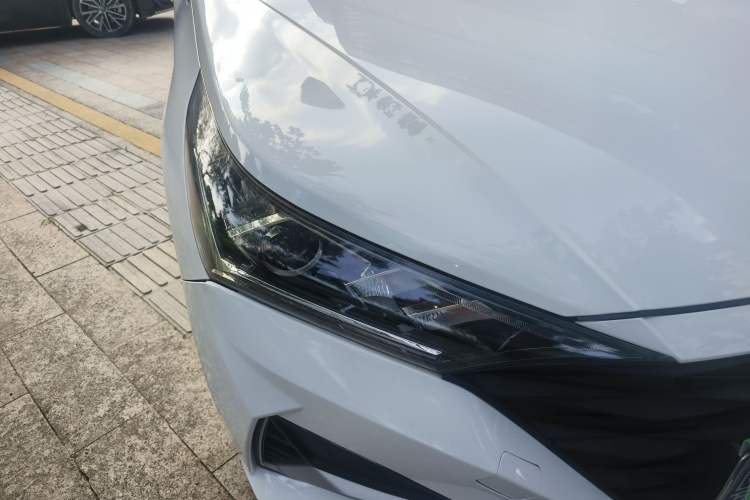 Used Hyundai Verna (new generation) 2020 1.4L CVT GLS Cool Edition Right Front Headlight