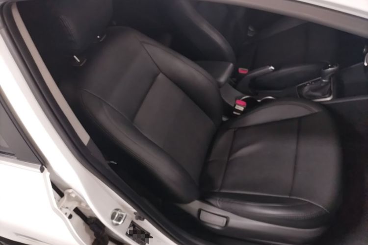 Used Hyundai Verna (new generation) 2020 1.4L CVT GLS Cool Edition Right Front Seat