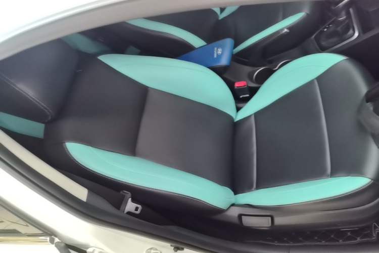 Used Hyundai Verna (new generation) 2020 1.4L CVT GLS Cool Edition Right Front Seat