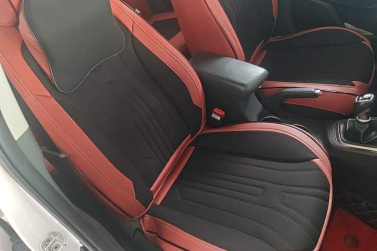 Used Hyundai Verna (new generation) 2020 1.4L Manual GLS Cool Edition Right Front Seat