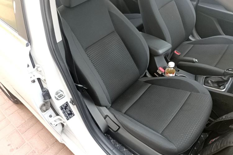 Used Hyundai Verna (new generation) 2020 1.4L CVT GLS Cool Edition Right Front Seat