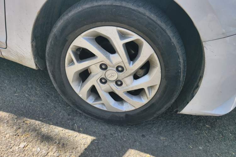 Used Hyundai Verna (new generation) 2020 1.4L Manual GLS Cool Edition Right Front Wheel Hub