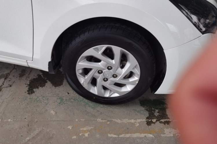 Used Hyundai Verna (new generation) 2020 1.4L CVT GLS Cool Edition Right Front Wheel Hub