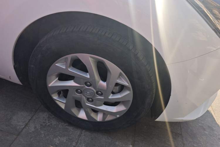 Used Hyundai Verna (new generation) 2020 1.4L CVT GLS Cool Edition Right Front Wheel Hub