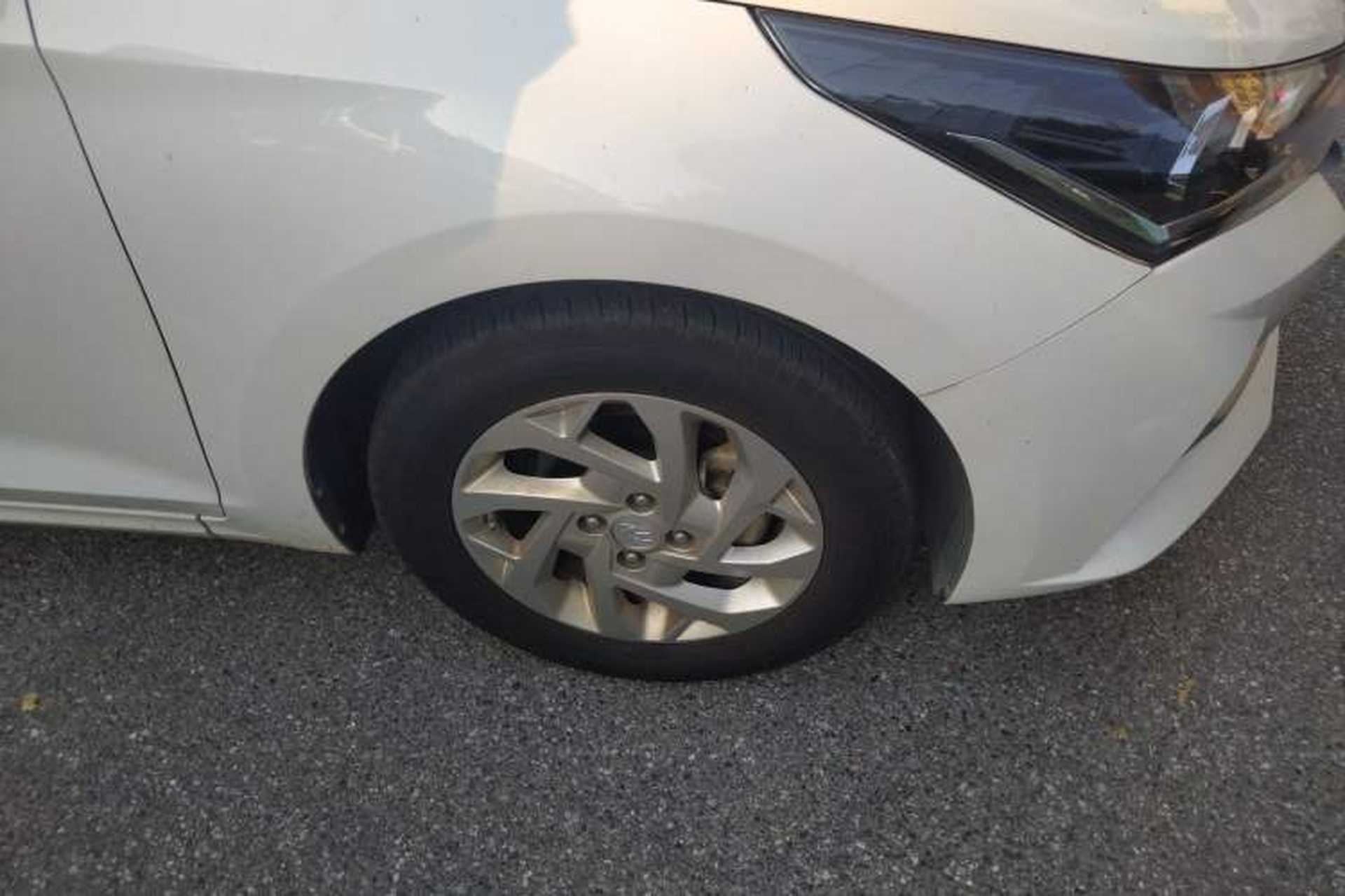 Used Hyundai Verna (new generation) 2020 1.4L Manual GLS Cool Edition Right Front Wheel Hub