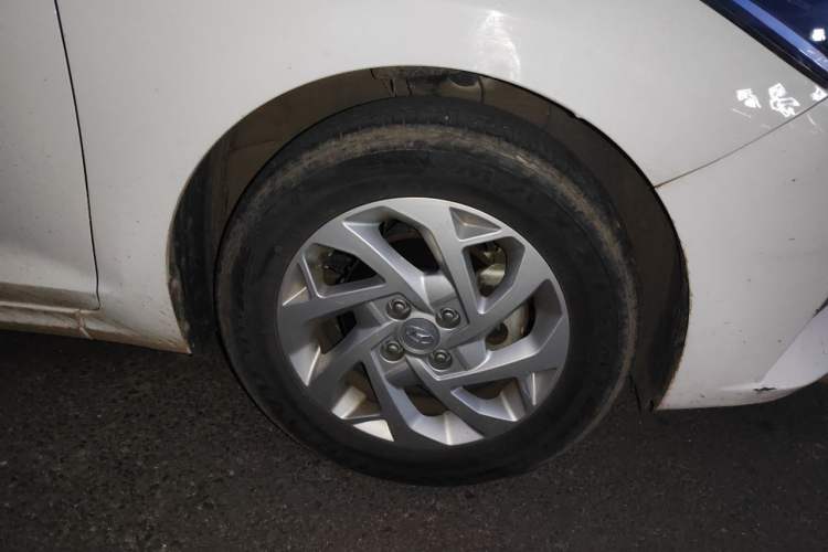 Used Hyundai Verna (new generation) 2020 1.4L CVT GLS Cool Edition Right Front Wheel Hub