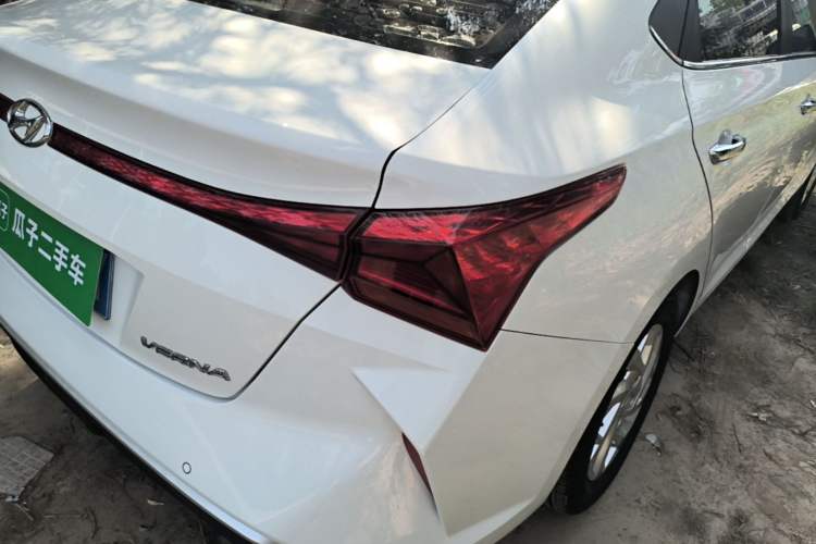 Used Hyundai Verna (new generation) 2020 1.4L CVT GLS Cool Edition Right Rear Taillight
