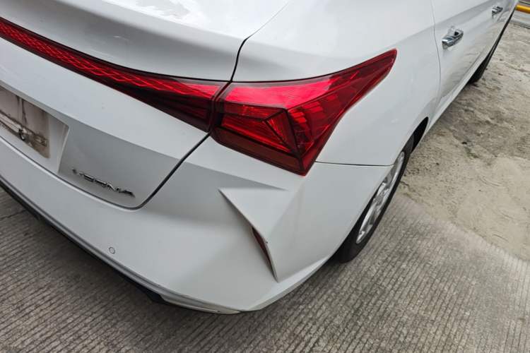 Used Hyundai Verna (new generation) 2020 1.4L CVT GLS Cool Edition Right Rear Taillight