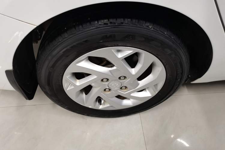 Used Hyundai Verna (new generation) 2020 1.4L CVT GLS Cool Edition Right Rear Wheel Hub