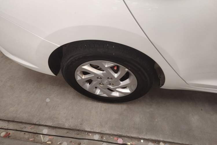 Used Hyundai Verna (new generation) 2020 1.4L CVT GLS Cool Edition Right Rear Wheel Hub