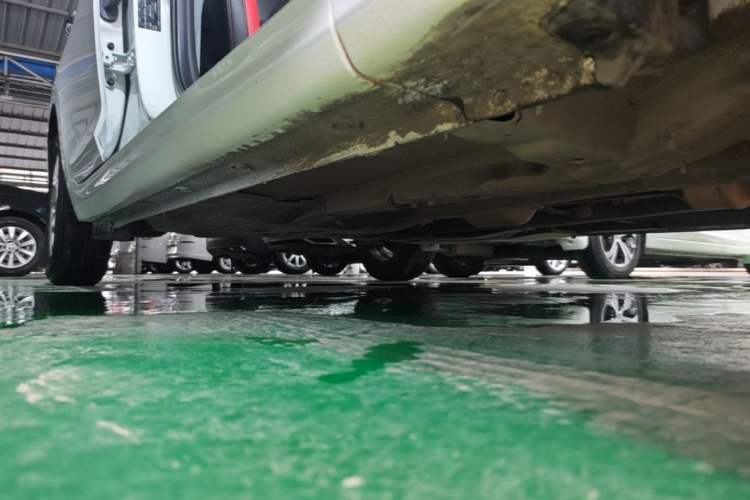 Used Hyundai Verna (new generation) 2020 1.4L CVT GLS Cool Edition Right Side Sill