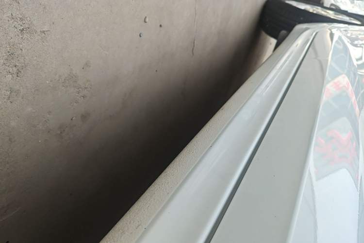 Used Hyundai Verna (new generation) 2020 1.4L CVT GLS Cool Edition Right Side Sill