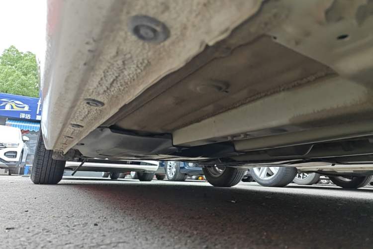 Used Hyundai Verna (new generation) 2020 1.4L CVT GLS Cool Edition Right Side Sill