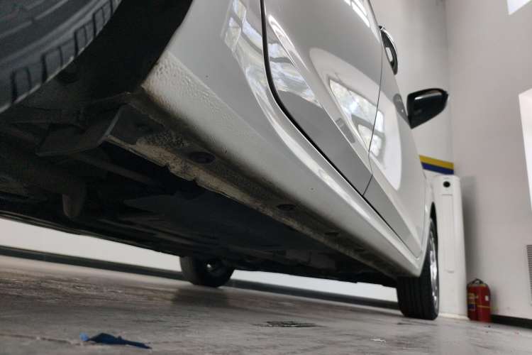 Used Hyundai Verna (new generation) 2020 1.4L CVT GLS Cool Edition Right Side Sill