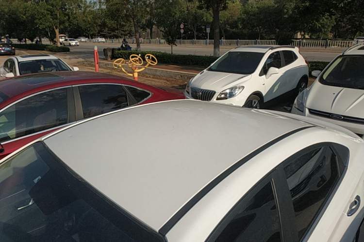 Used Hyundai Verna (new generation) 2020 1.4L CVT TOP Elite Edition Roof