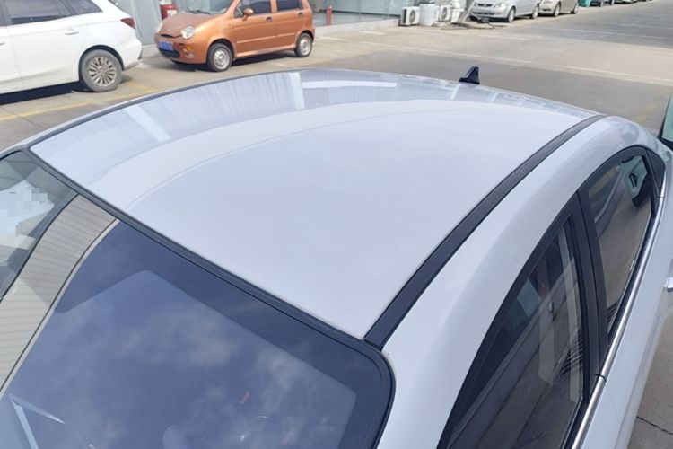 Used Hyundai Verna (new generation) 2020 1.4L Manual GLS Cool Edition Roof