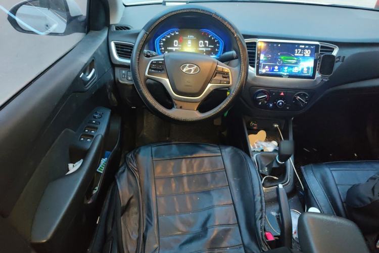 Used Hyundai Verna (new generation) 2020 1.4L Manual GLS Cool Edition Steering Wheel