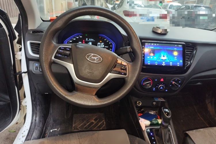 Used Hyundai Verna (new generation) 2020 1.4L CVT GLS Cool Edition Steering Wheel