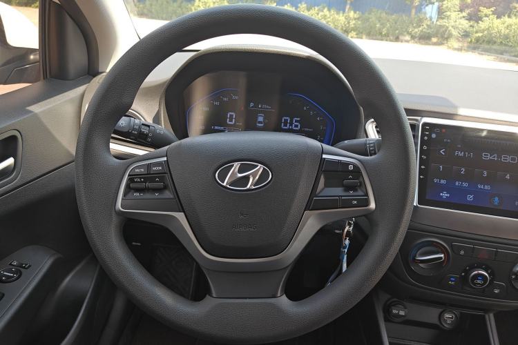 Used Hyundai Verna (new generation) 2020 1.4L CVT GLS Cool Edition Steering Wheel