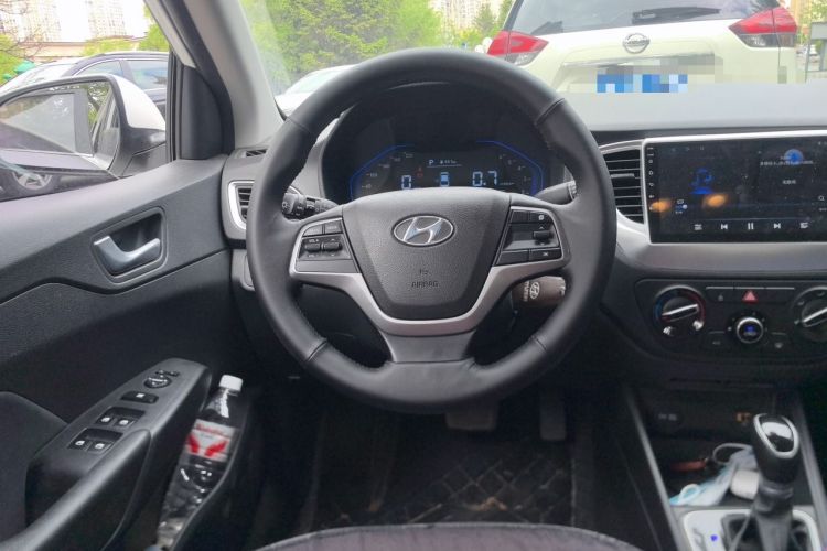 Used Hyundai Verna (new generation) 2020 1.4L CVT GLS Cool Edition Steering Wheel