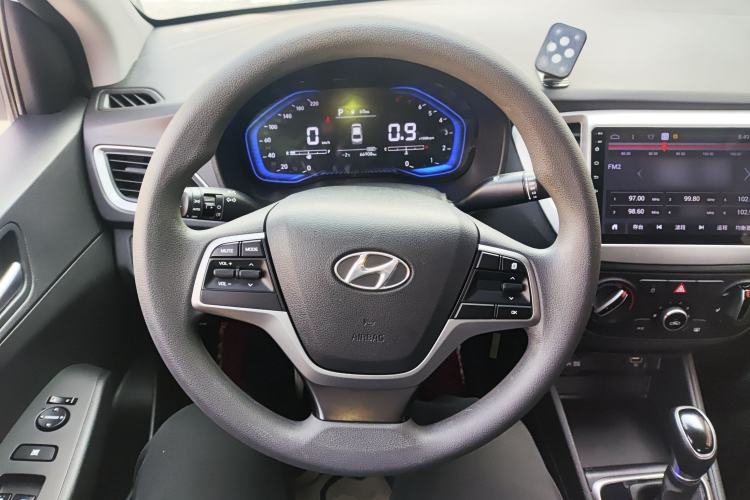 Used Hyundai Verna (new generation) 2020 1.4L CVT GLS Cool Edition Steering Wheel