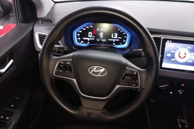 Used Hyundai Verna (new generation) 2020 1.4L CVT GLS Cool Edition Steering Wheel