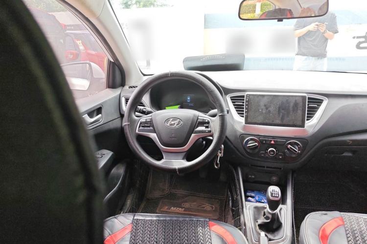 Used Hyundai Verna (new generation) 2020 1.4L Manual GLS Cool Edition Steering Wheel